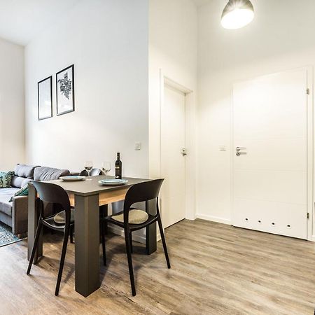 Apartament W Sercu Miasta Poznan Garbary 31 Екстер'єр фото
