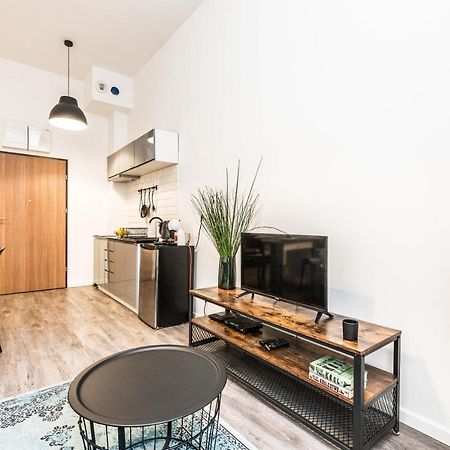 Apartament W Sercu Miasta Poznan Garbary 31 Екстер'єр фото